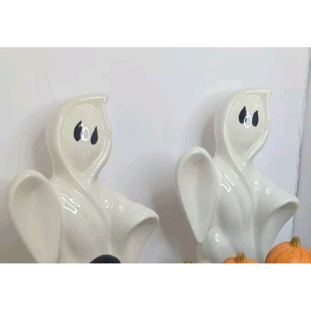 Ghost Figurine, Vintage! Retro Halloween Decorations White Ceramic Spooky Season - Picture 5 of 10